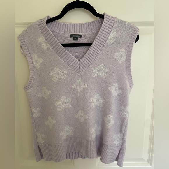 Light purple flower sweater vest - Picture 1 of 2